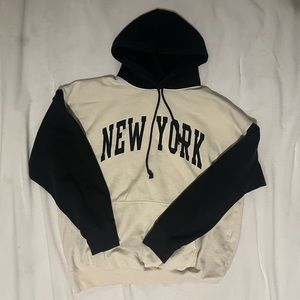 Brandy Melville New York Hoodie